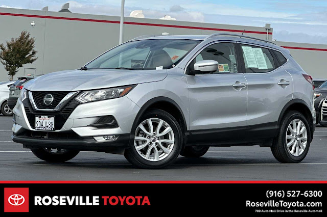 2022 Nissan Rogue Sport SV