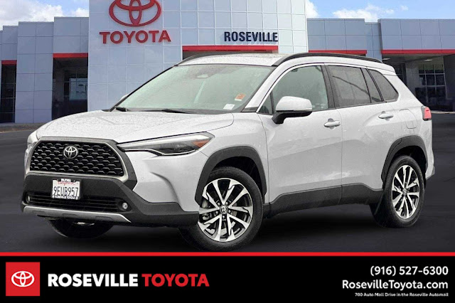 2023 Toyota Corolla Cross XLE