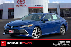 2024 Toyota Camry Hybrid XLE