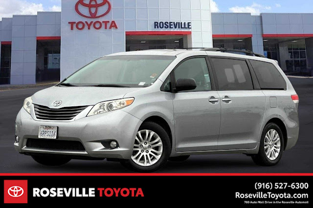2011 Toyota Sienna XLE