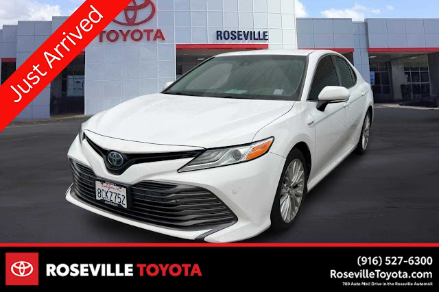 2018 Toyota Camry Hybrid LE