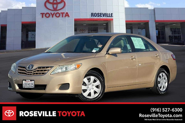 2011 Toyota Camry LE