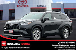 2026 Toyota Highlander Hybrid Platinum