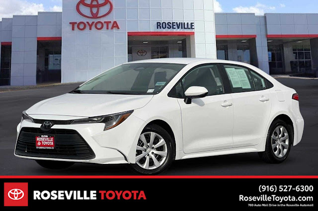 2025 Toyota Corolla LE