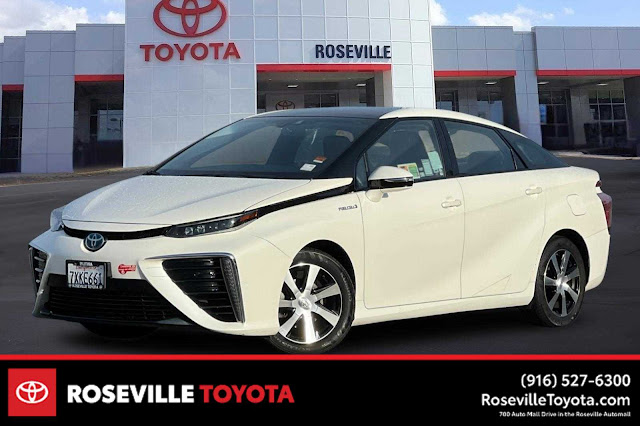 2017 Toyota Mirai 