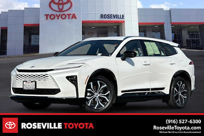 2025 Toyota Crown Signia