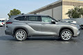 2026 Toyota Highlander Hybrid Limited