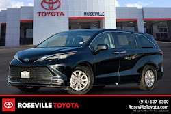 2022 Toyota Sienna XLE