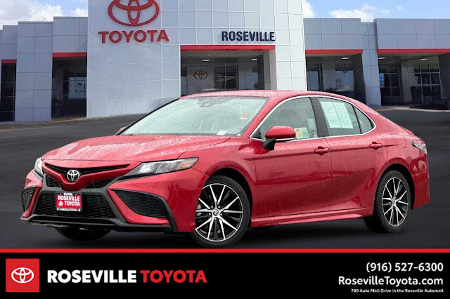 2024 Toyota Camry SE