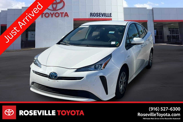 2022 Toyota Prius LE