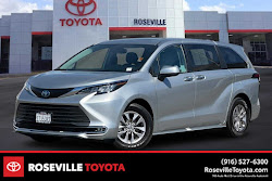 2022 Toyota Sienna XLE