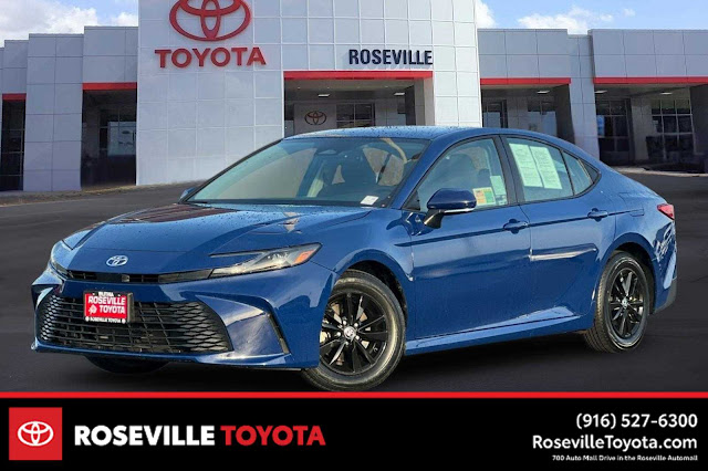 2025 Toyota Camry LE