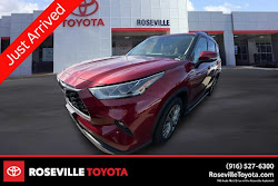 2021 Toyota Highlander Hybrid Platinum