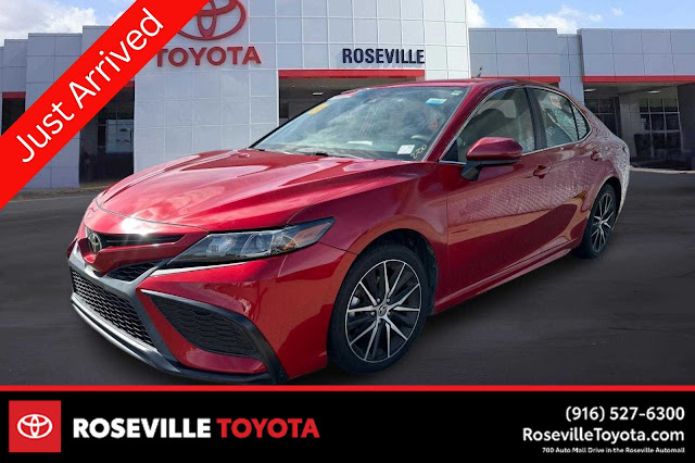 2022 Toyota Camry SE