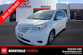 2016 Toyota Sienna LE
