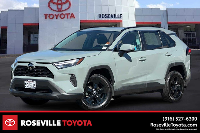 2023 Toyota RAV4 XLE