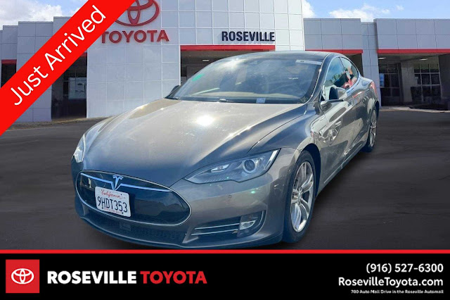 2015 Tesla Model S 90D