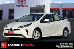 2022 Toyota Prius LE