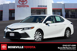 2022 Toyota Camry Hybrid LE