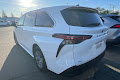 2022 Toyota Sienna LE