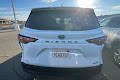 2022 Toyota Sienna LE