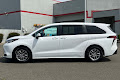2022 Toyota Sienna LE