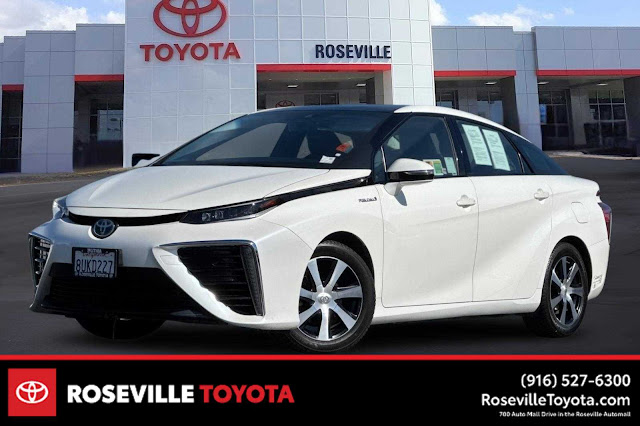 2016 Toyota Mirai 