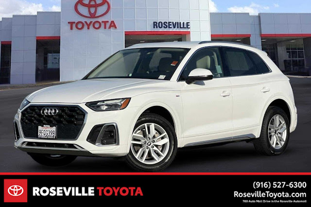 2023 Audi Q5 S line Premium