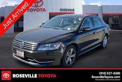 2013 Volkswagen Passat SE