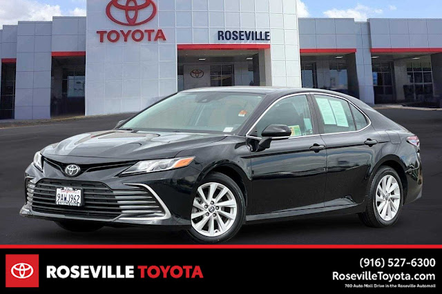 2022 Toyota Camry LE