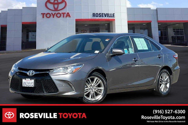 2017 Toyota Camry SE