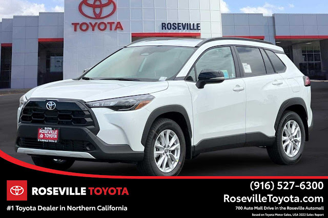 2026 Toyota Corolla Cross LE