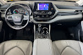 2024 Toyota Highlander Hybrid XLE