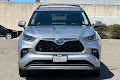2022 Toyota Highlander Hybrid Platinum