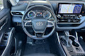 2022 Toyota Highlander Hybrid Platinum