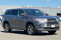 2017 Toyota Highlander LE
