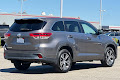 2017 Toyota Highlander LE