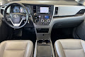 2020 Toyota Sienna XLE