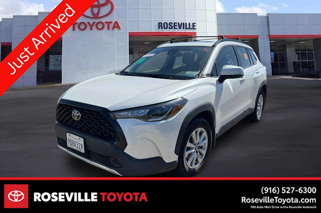 2022 Toyota Corolla Cross LE