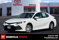2022 Toyota Camry Hybrid LE