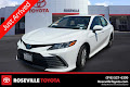 2022 Toyota Camry Hybrid LE