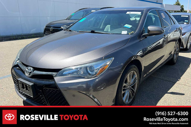 2016 Toyota Camry SE