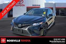 2020 Toyota Camry SE Nightshade