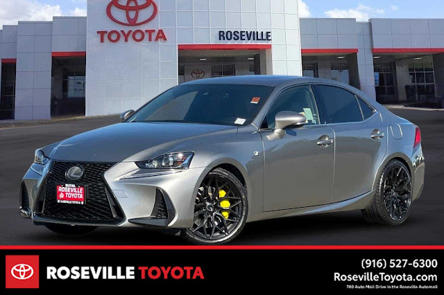 2017 Lexus IS 