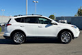 2017 Toyota RAV4 Hybrid XLE
