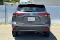 2020 Toyota Highlander LE