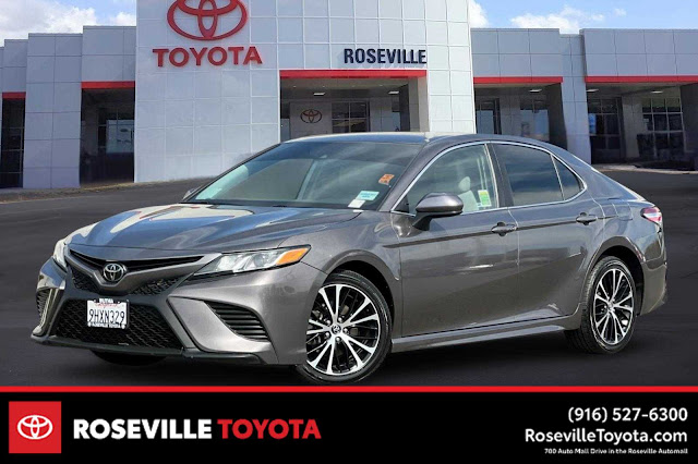 2020 Toyota Camry SE