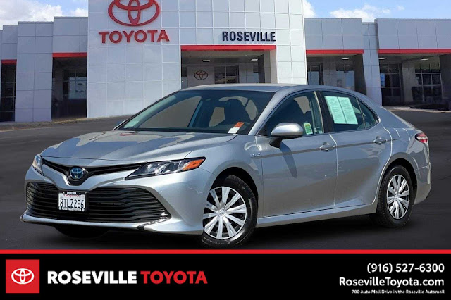 2020 Toyota Camry Hybrid LE