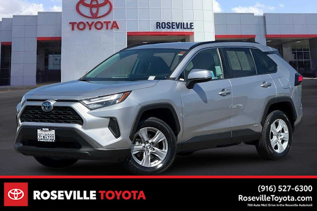 2022 Toyota RAV4 Hybrid XLE