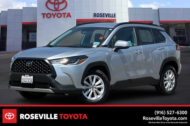 2023 Toyota Corolla Cross LE